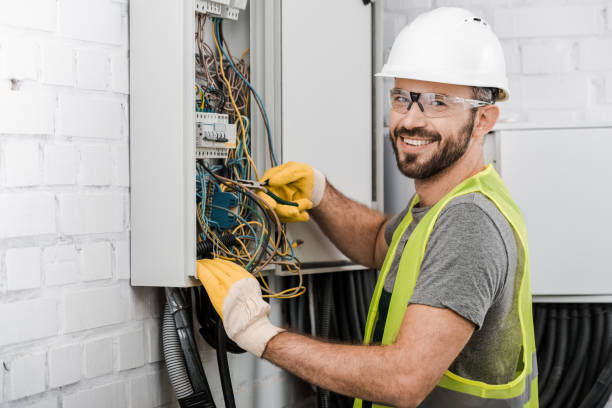 Best Electrical Outlet Repair  in Breckenridge Hills, MO