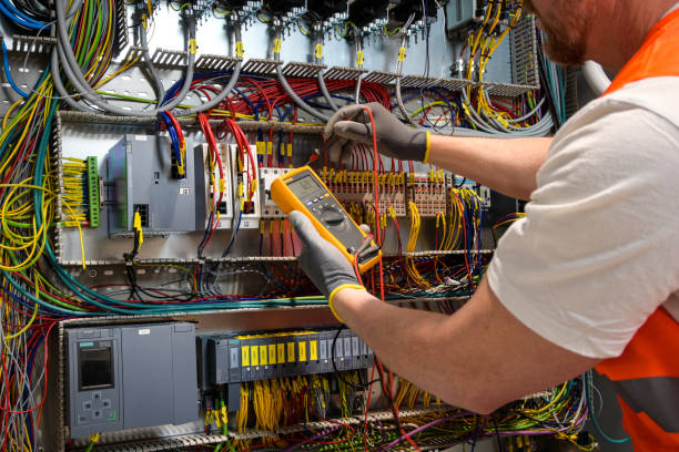 Best Electrician Near Me  in Breckenridge Hills, MO